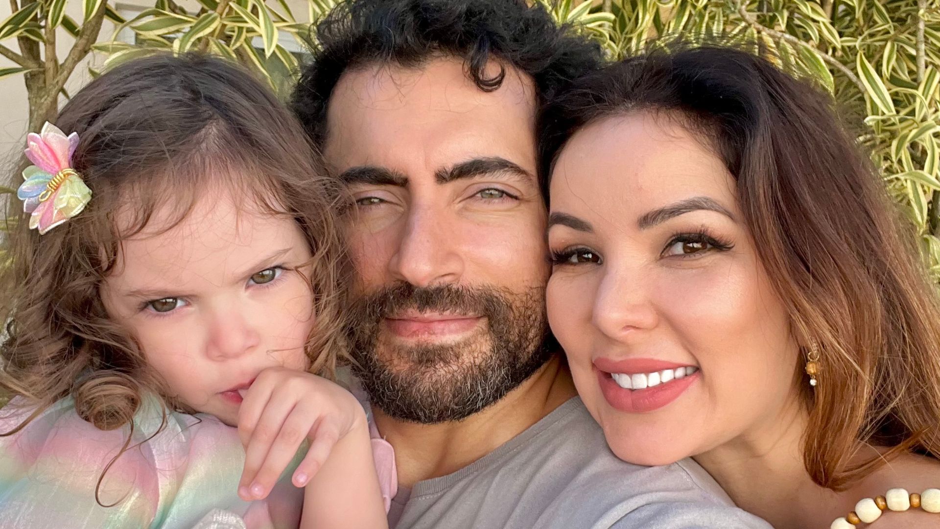 Discreta quanto à vida pessoal, Liah Soares relembra momento de crise com Carlo Porto