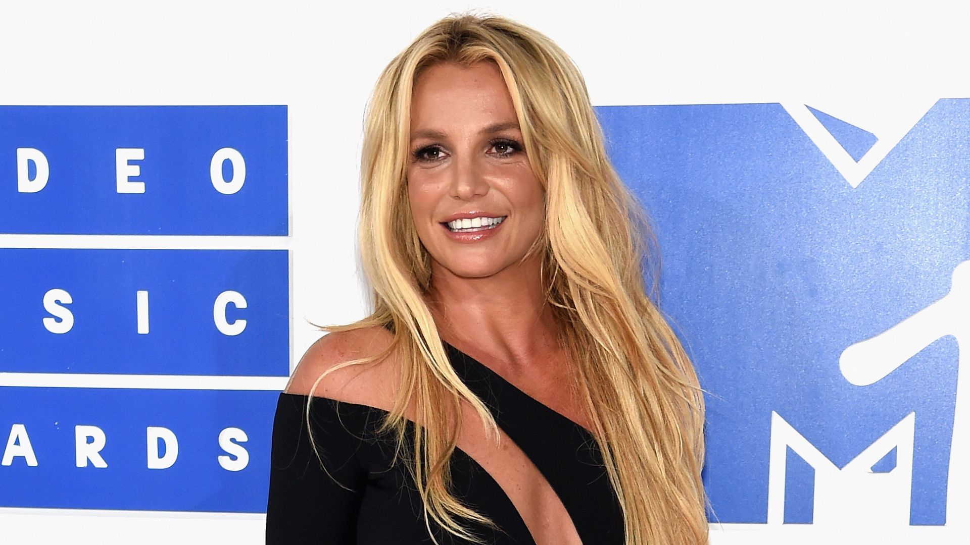 Livro de Britney Spears foi adiado por seus ex-namorados. Saiba o motivo!