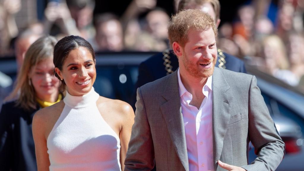 Príncipe Harry e Meghan Markle buscam casas mais próximas de Hollywood