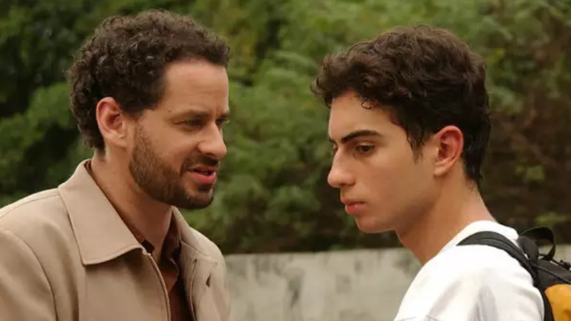 Ator de Mulheres Apaixonadas revela que nunca assistiu cena da novela