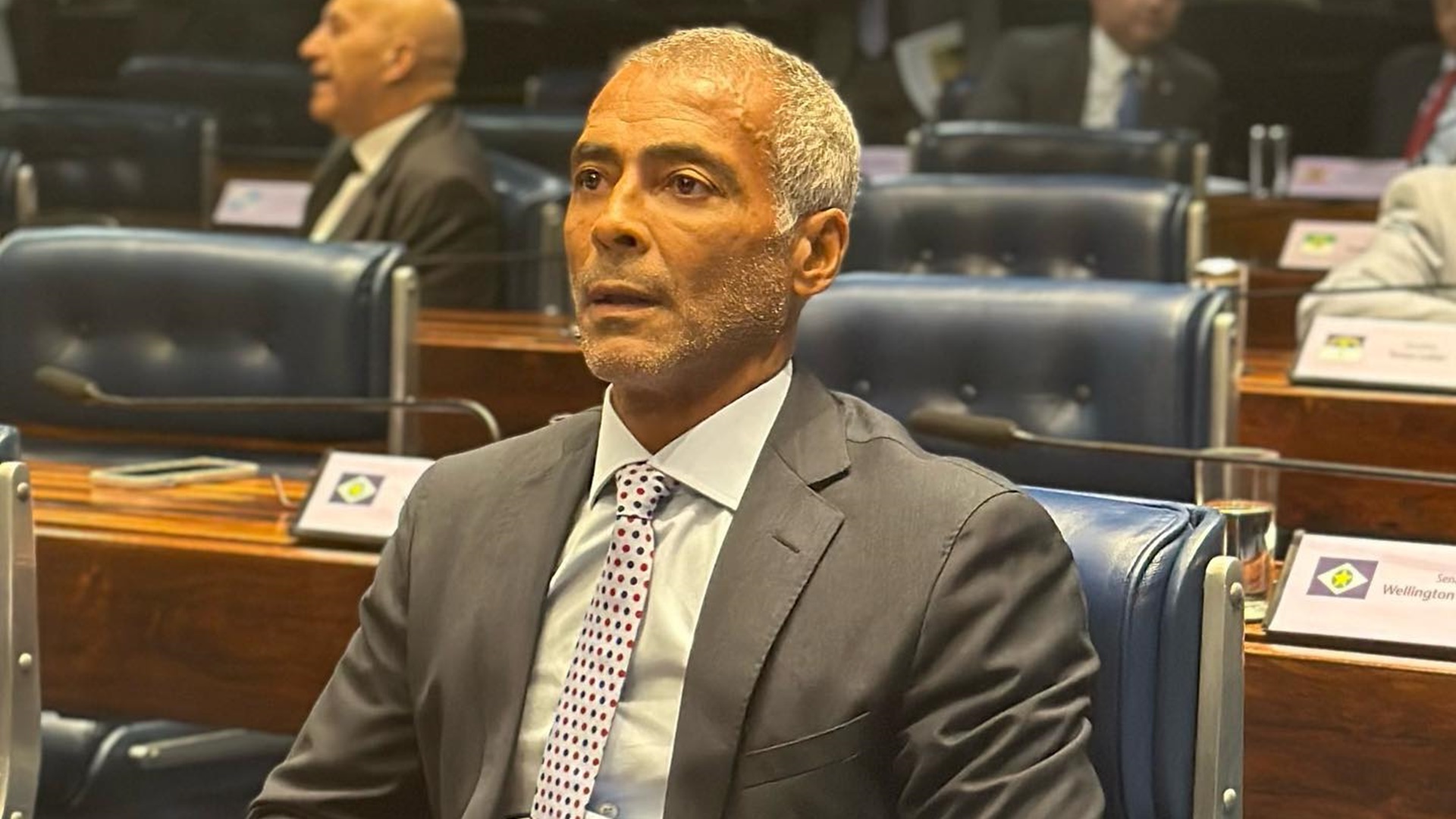 Por que Romário foi internado? Entenda estado de saúde do senador