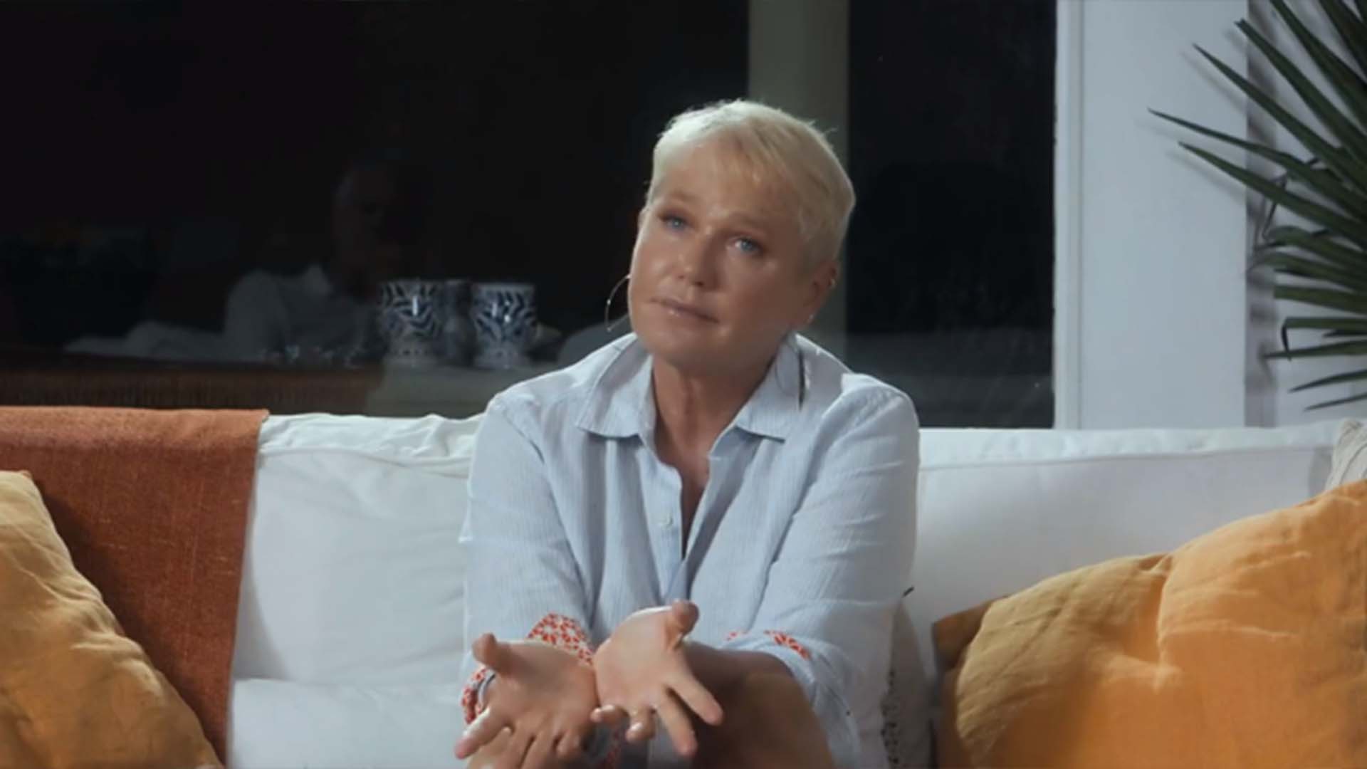 Amigo conta reação de Xuxa ao saber da morte de Senna: ‘Gritava’