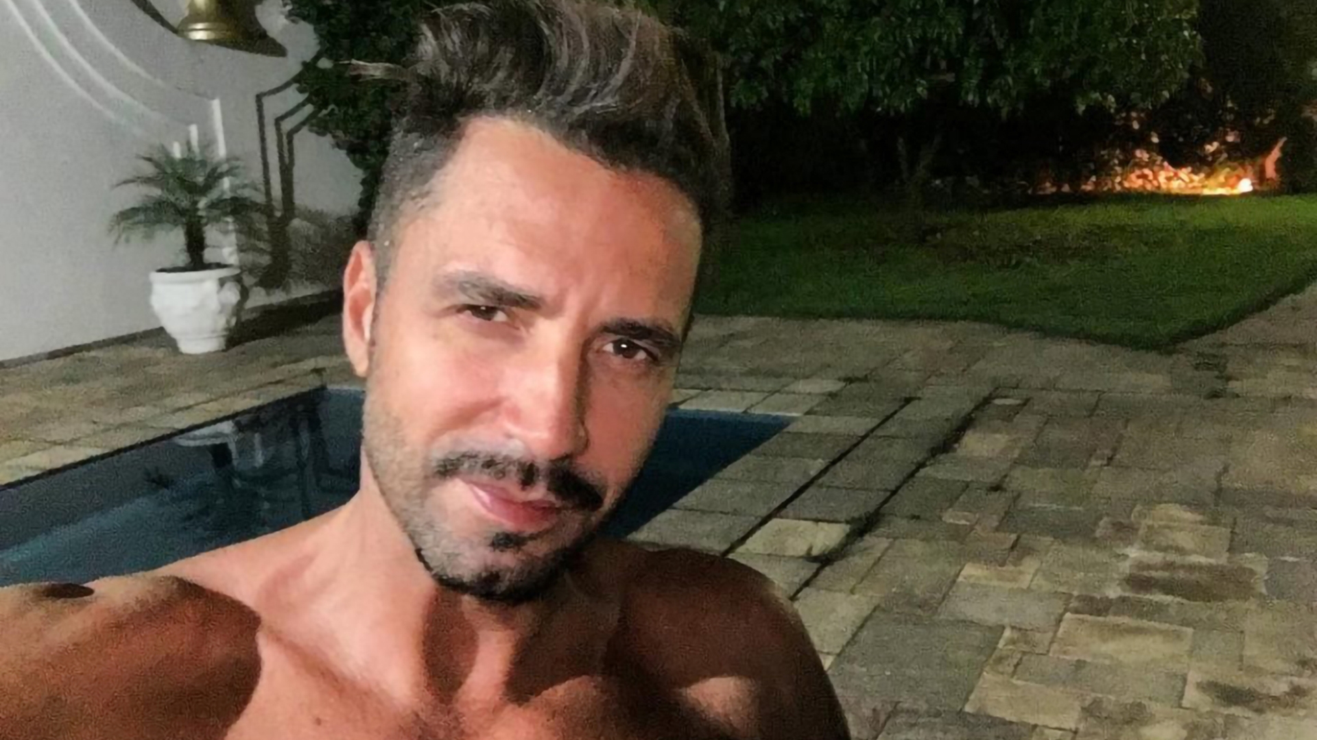 O que aconteceu com Latino? Cantor chocou ao fazer desabafo pessoal