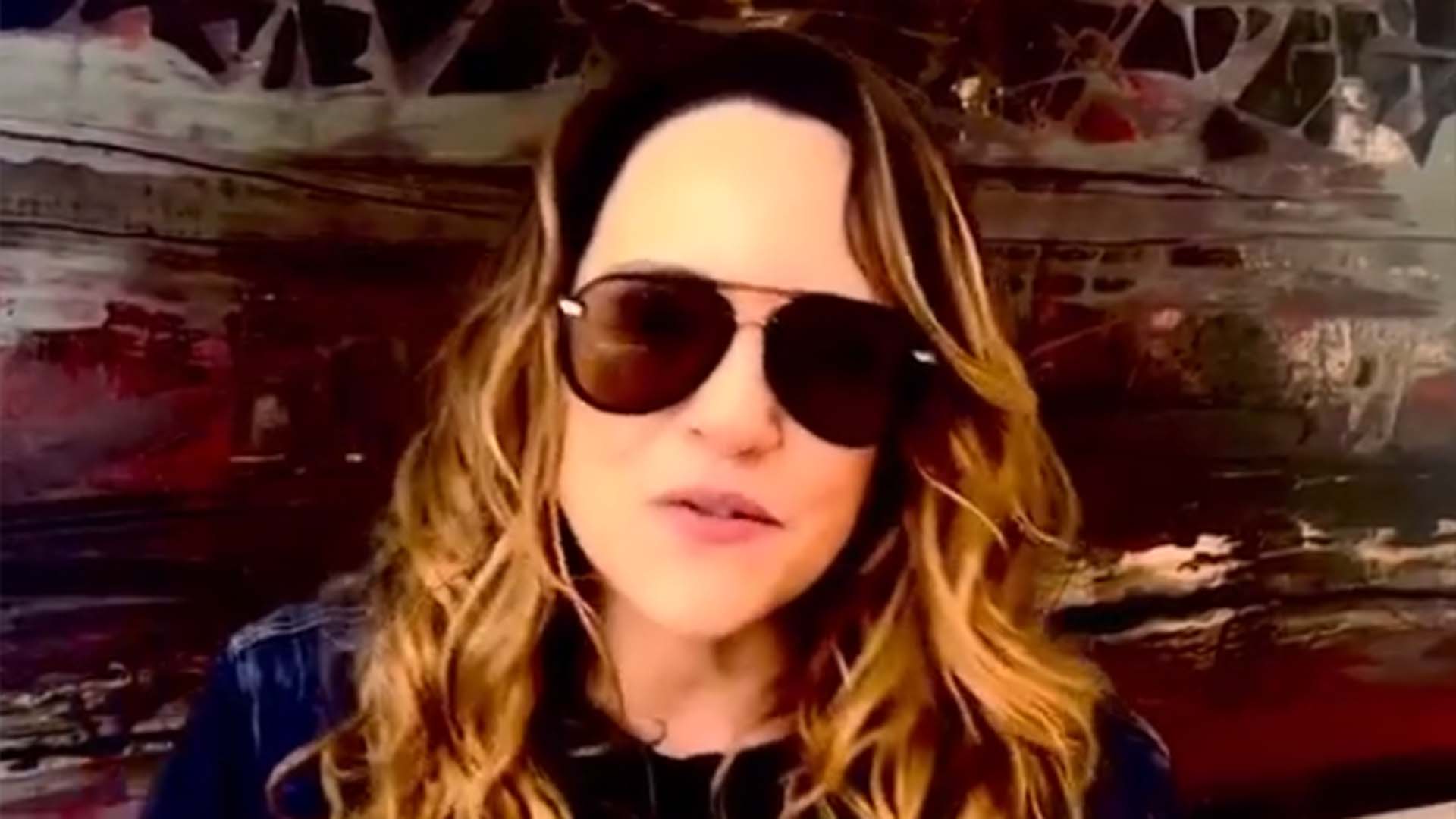 Ana Carolina comove ao anunciar a morte da mãe: ‘Dor’