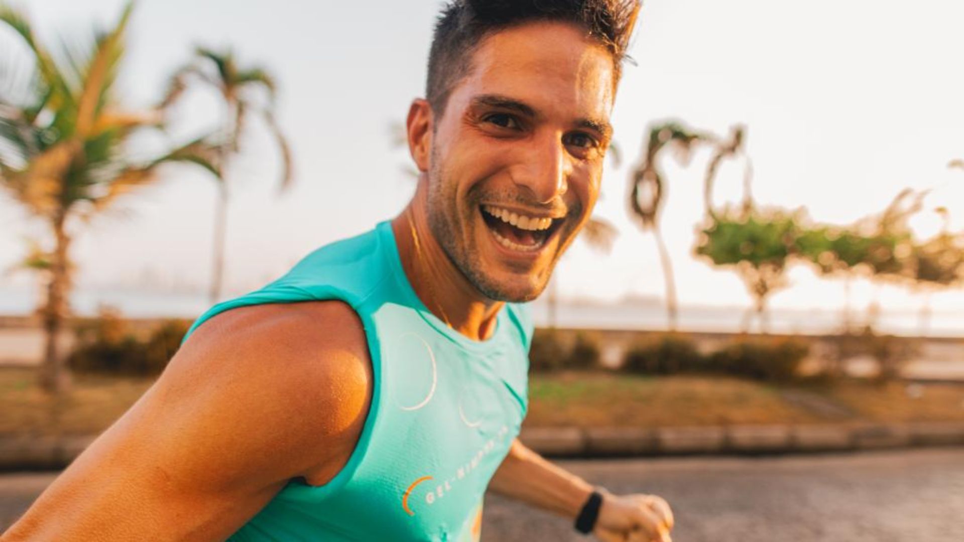 Ex-BBB André Martinelli desabafa sobre cantadas nas redes sociais: ‘Passa do ponto’