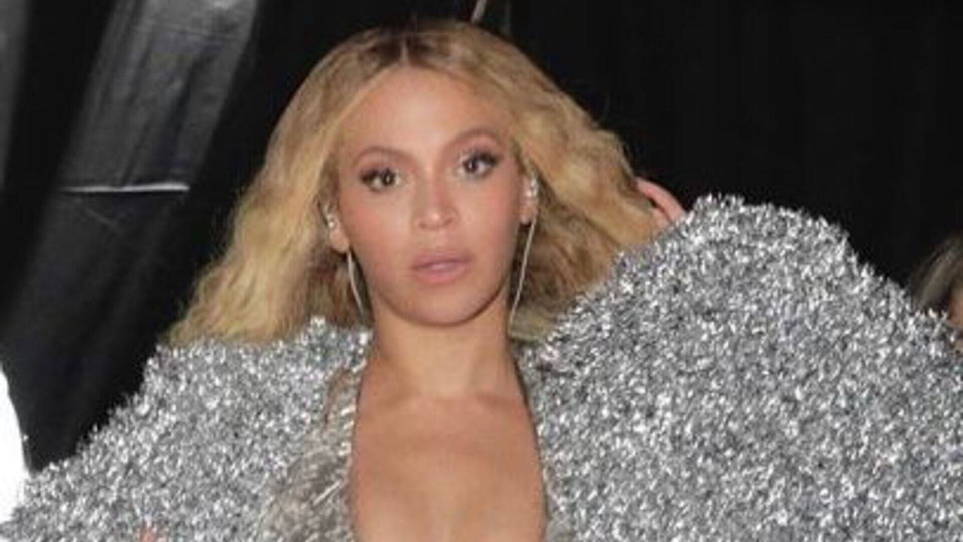 Beyoncé se irrita com problemas técnicos em show e dispara: “Meu Deus”