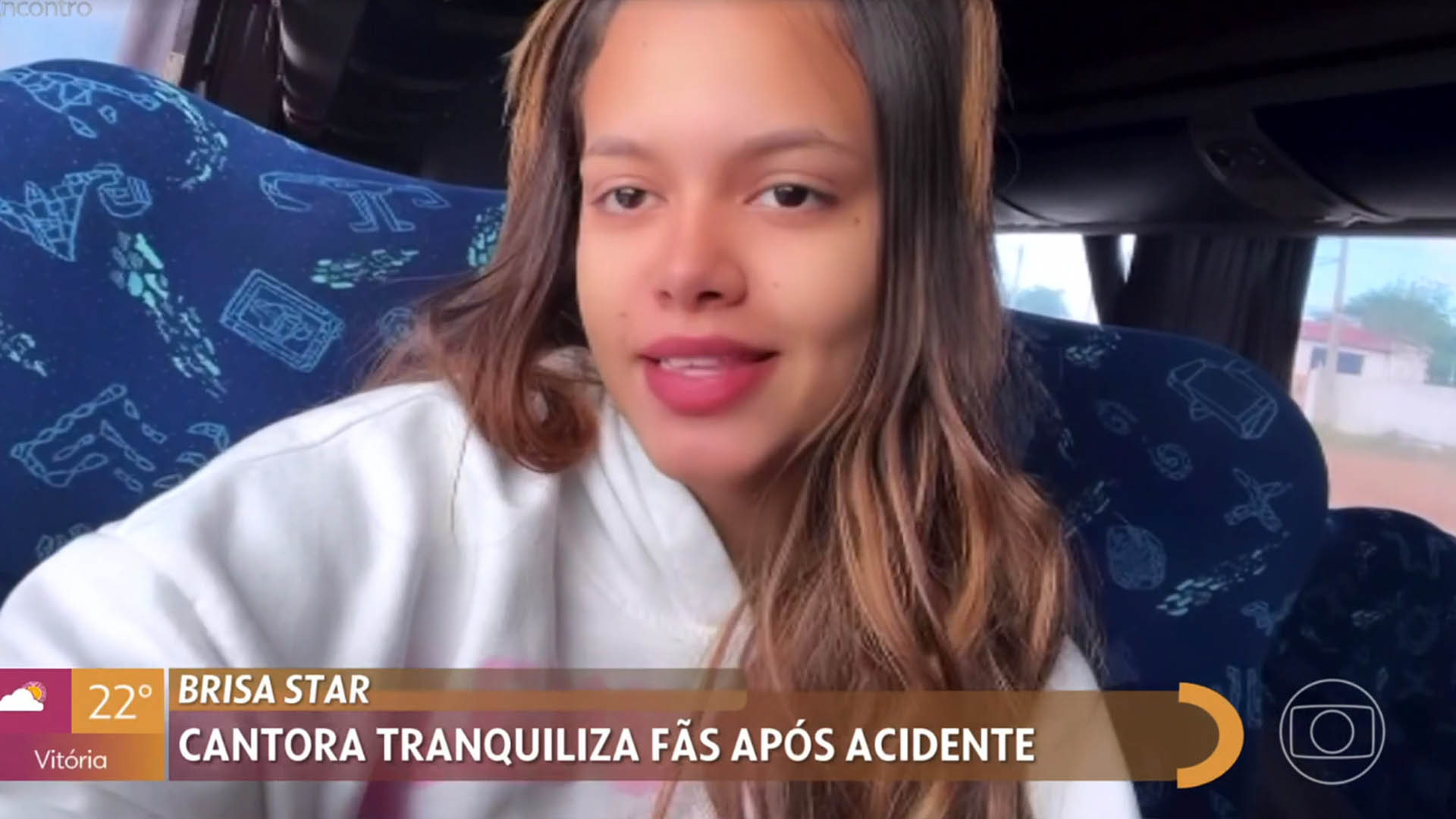 Cantora Brisa Star aparece pela primeira vez após ônibus cair em ribanceira