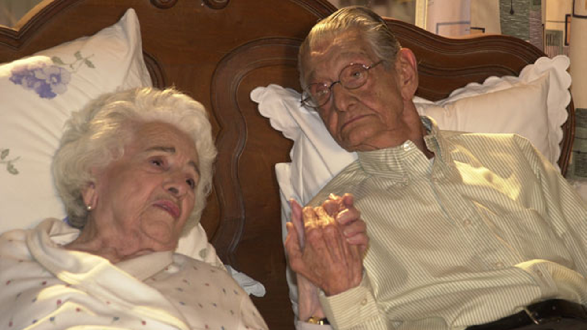 Casal de Mulheres Apaixonadas morreu no mesmo ano após novela