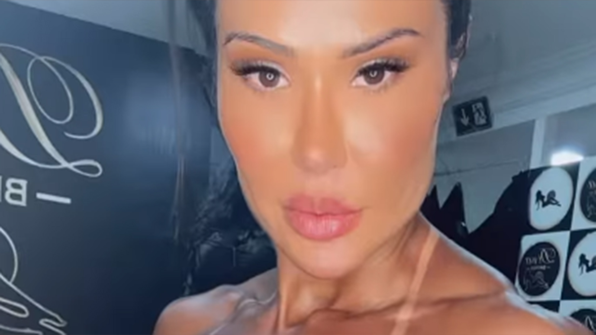 Gracyanne Barbosa fala de comparações com Viviane Araújo: ‘Mais madura’