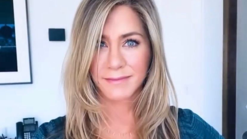 Jennifer Aniston ainda acredita que vai encontrar a ‘pessoa certa’