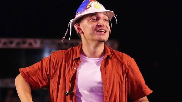 João Gomes celebra gravidez de Ary Mirelle durante show: ‘Vou ser papai’