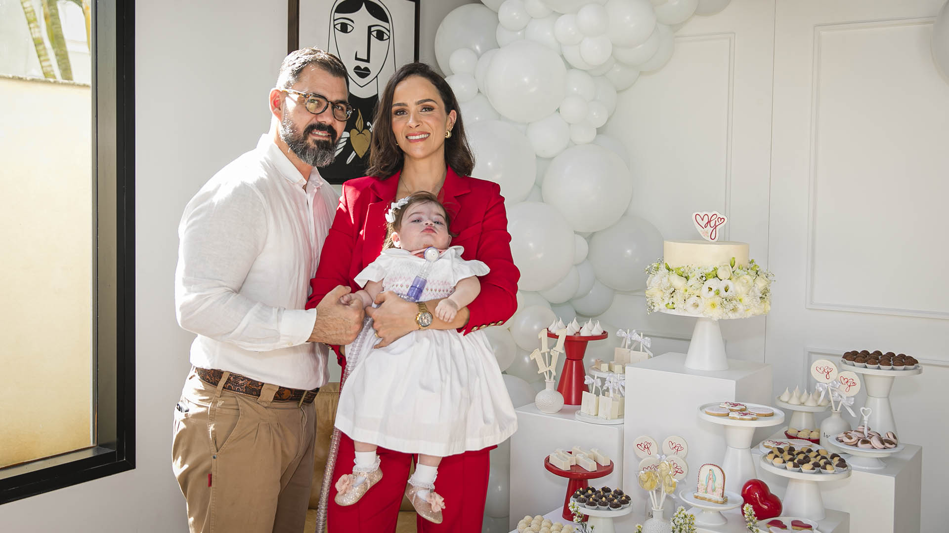 Juliano Cazarré celebra a vida da filha caçula, Maria Guilhermina