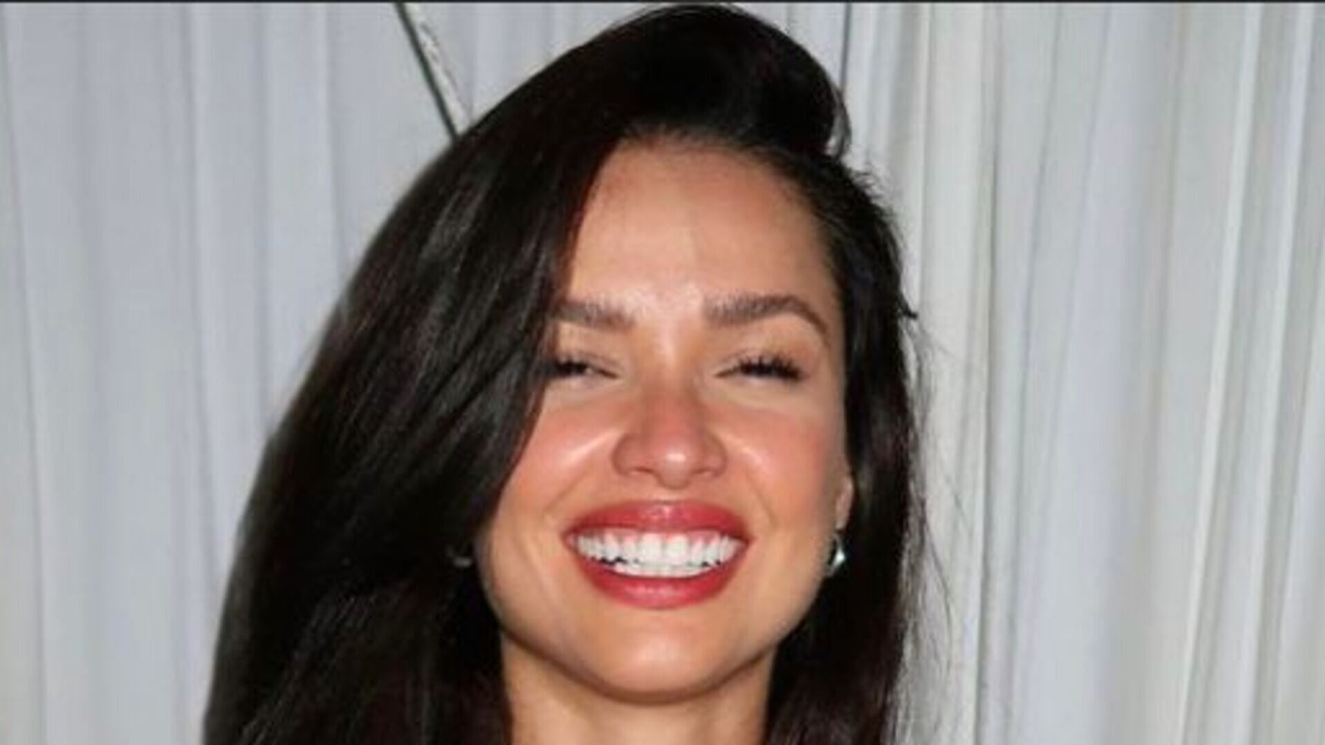 Na companhia de famosas, Juliette compartilha fotos de viagem: “Belíssima”