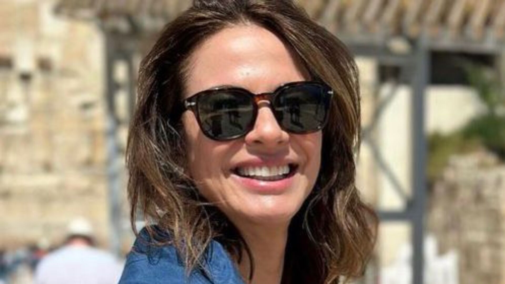Ao postar fotos de viagem, Luciana Gimenez causa polêmica e dispara: “Vou dar block”