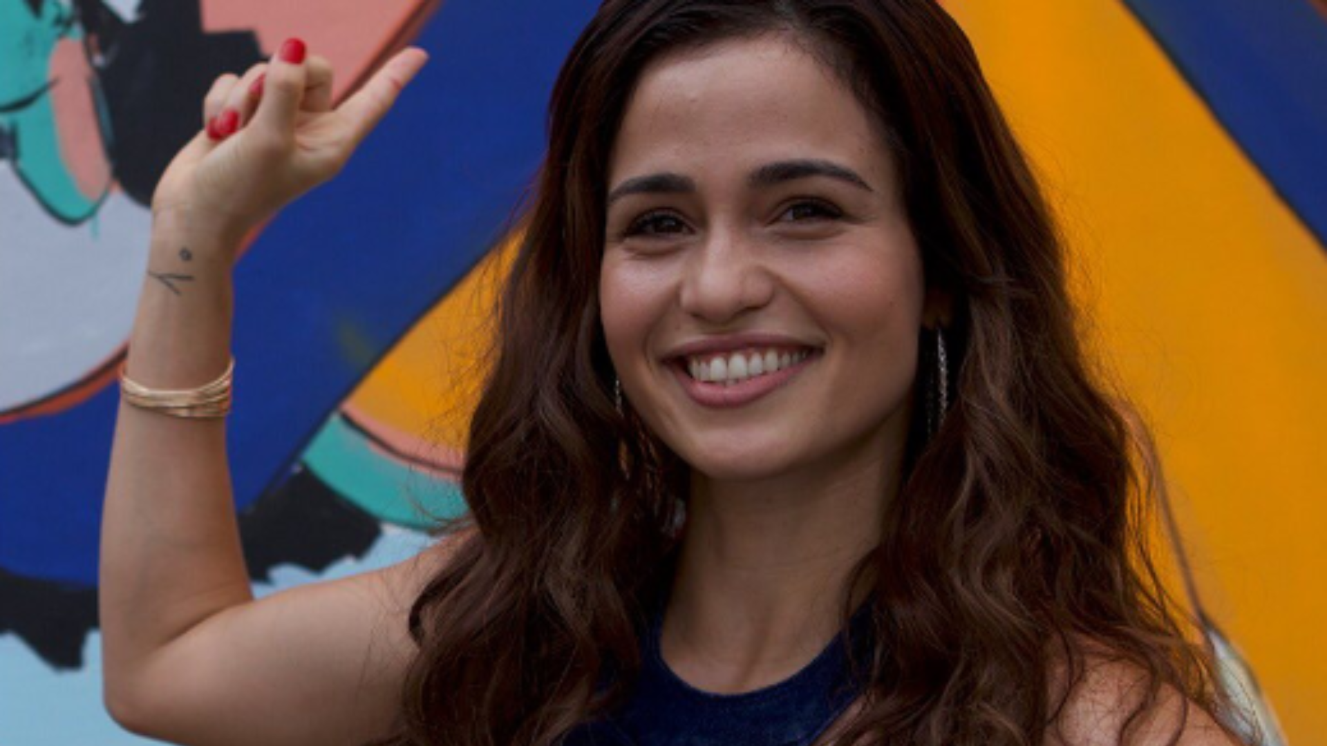 Nanda Costa homenageia mãe em novo filme e relembra adolescência: ‘Ponto pessoal’