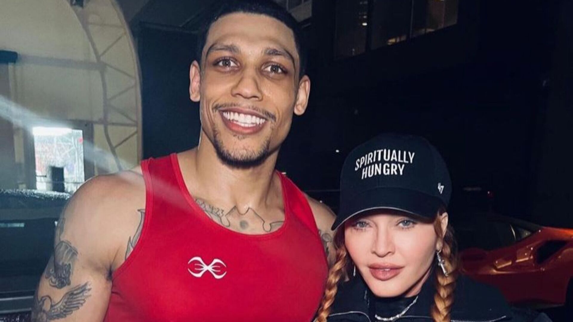 Namorado de Madonna desabafa nas redes sociais em meio à internação da cantora: “Uma grande vida”