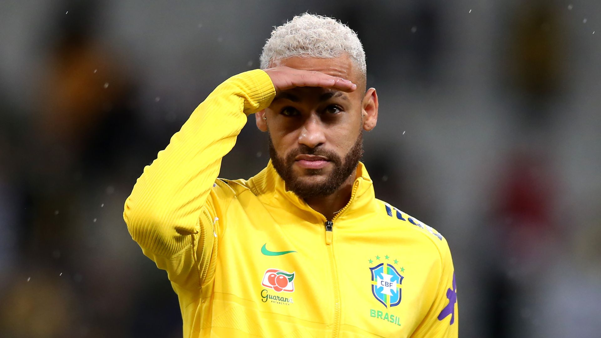 Conheça outros flertes de Neymar: Craque teria investido em modelo e estudante de arquitetura