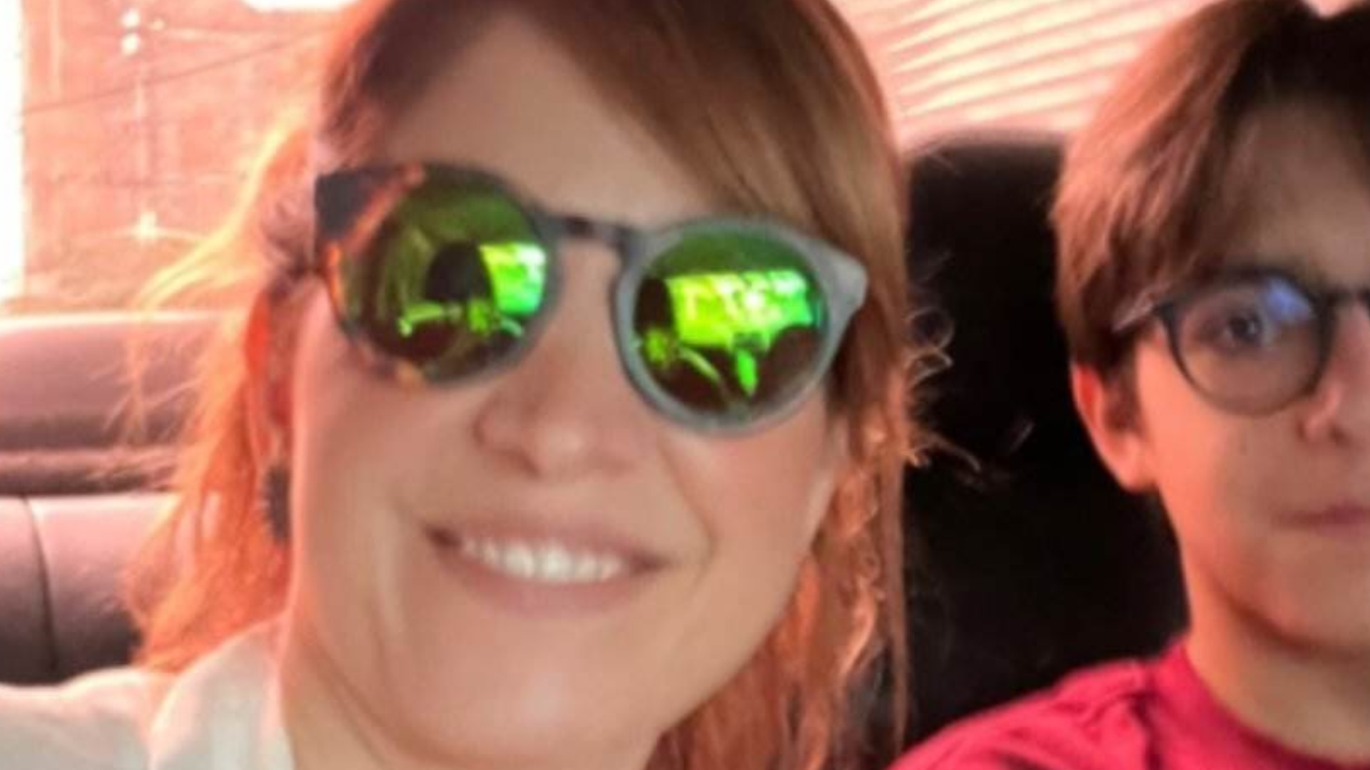Filho de Poliana Abritta surge em foto inédita com a mãe: ‘Bem acompanhada’