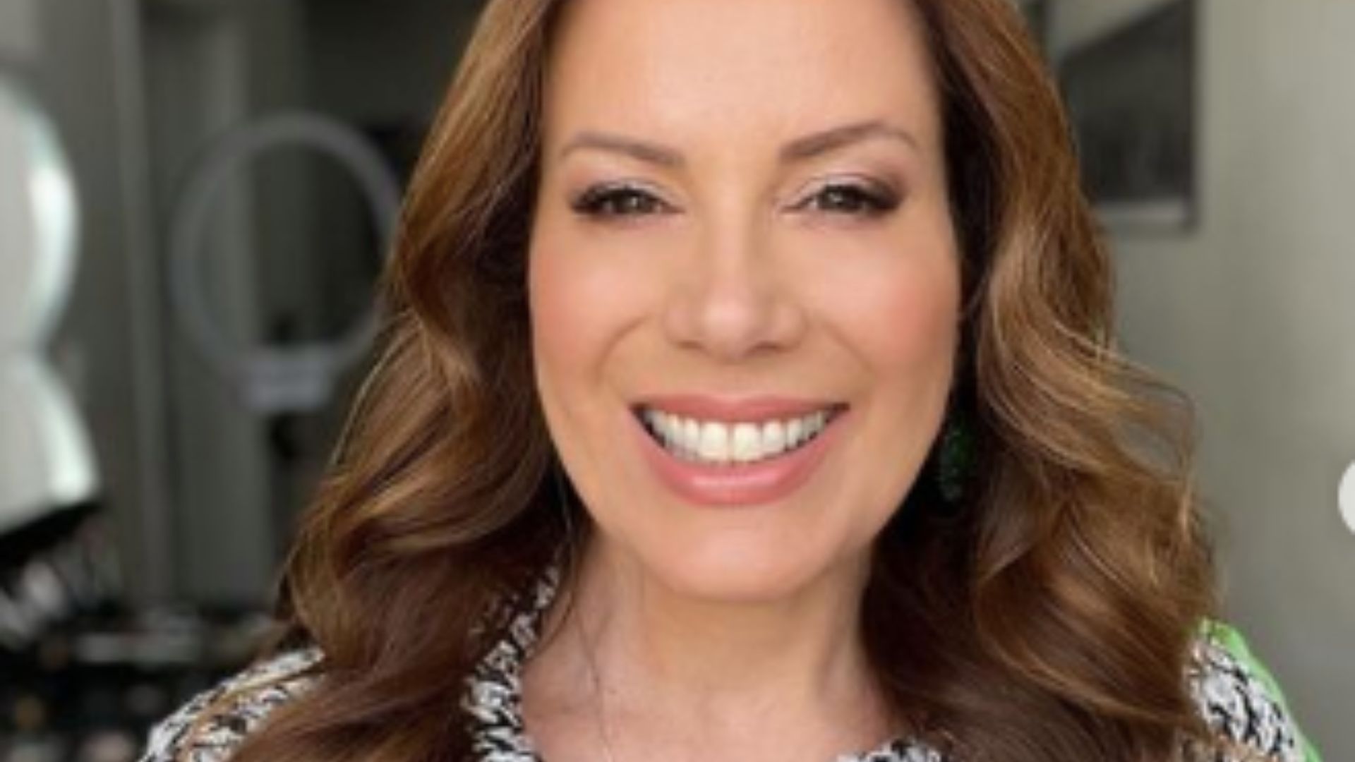 TV Gazeta se pronuncia sobre fim do contrato com Regina Volpato, do programa Mulheres