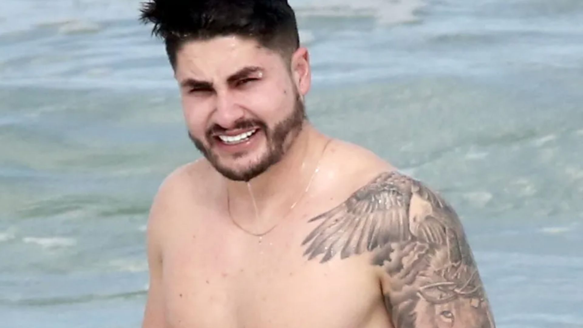Umbigo do ex-marido de Jojo Todynho vira chacota nas redes sociais: “É claro”