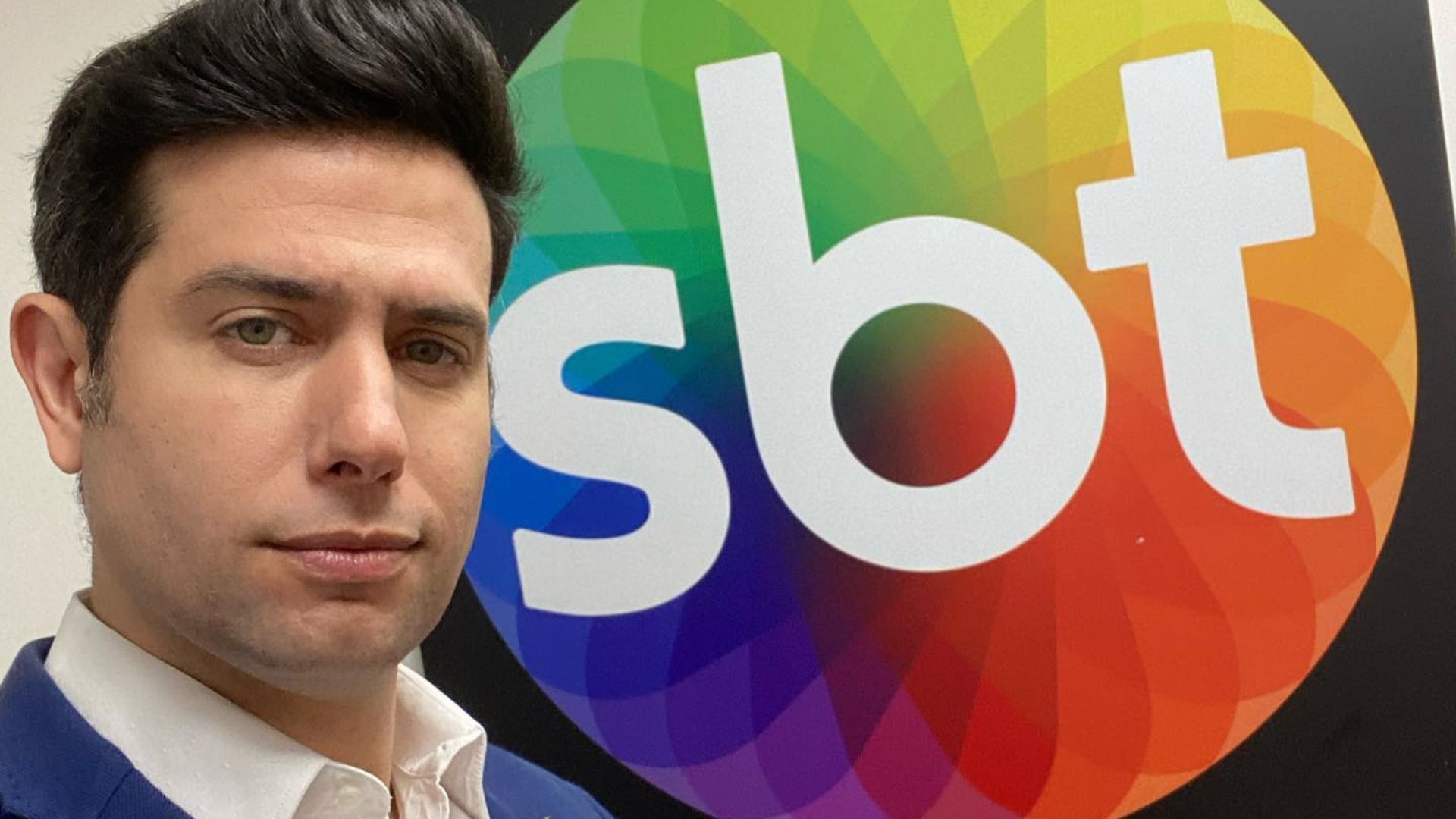 Ator volta ao SBT após 12 anos e revela sonho como apresentador: ‘Migrar’