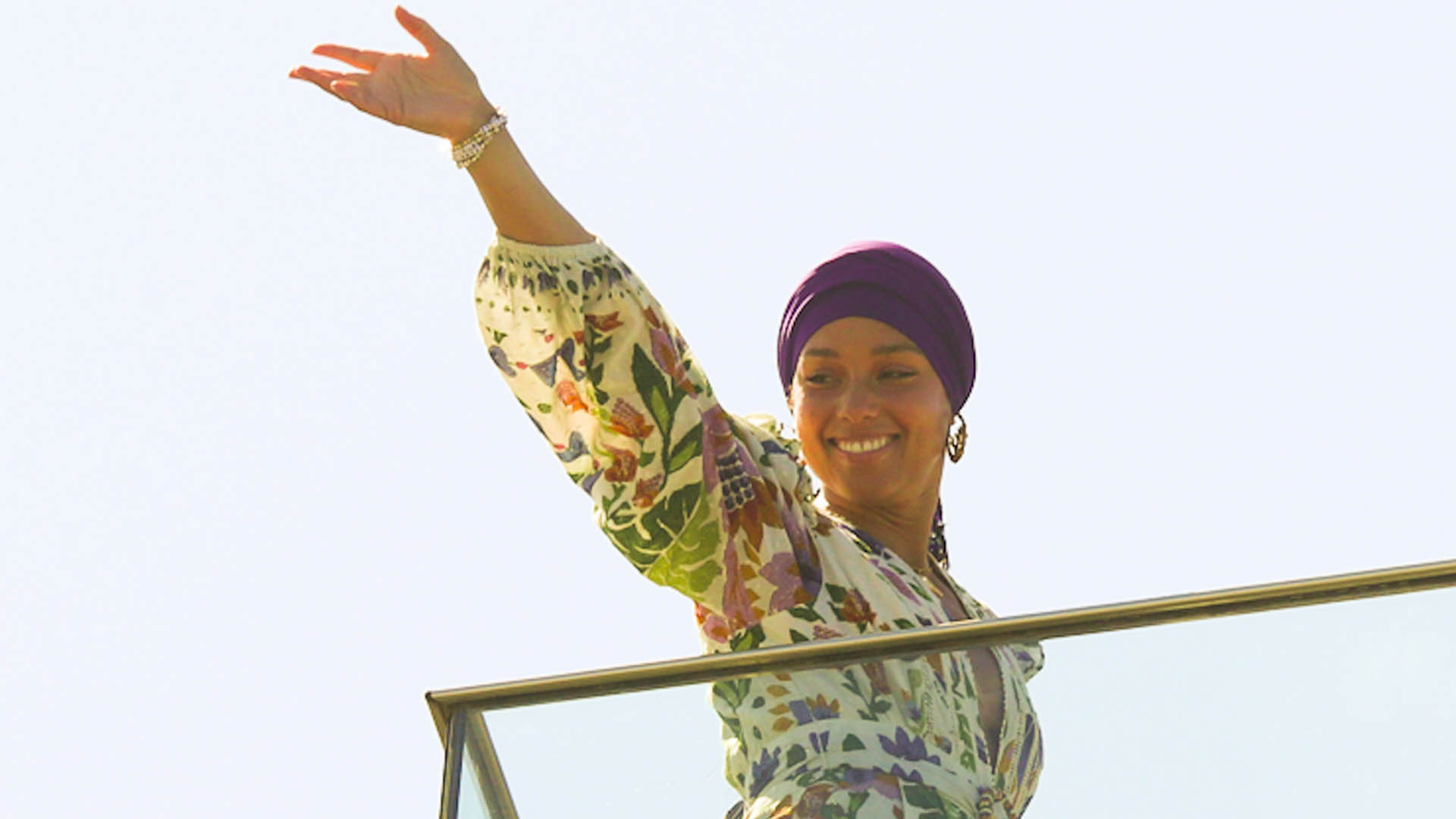 Alicia Keys esbanja simpatia em tarde no Rio de Janeiro