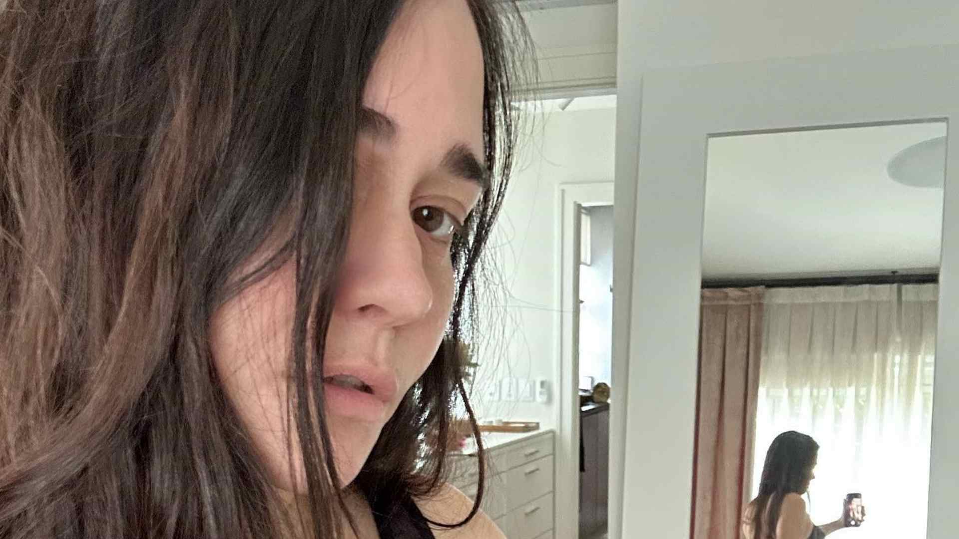 Aos 52 anos, Alessandra Negrini chama atenção ao exibir corpo escultural só de lingerie: “Que mulher”