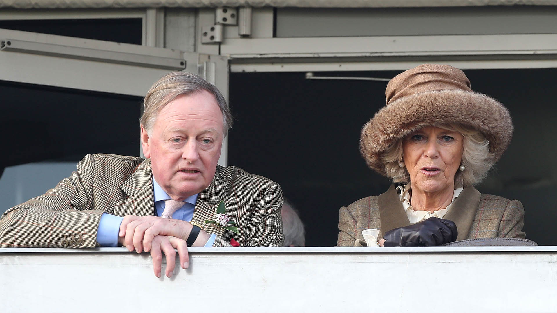 Saiba quem foi o primeiro marido da rainha consorte Camilla