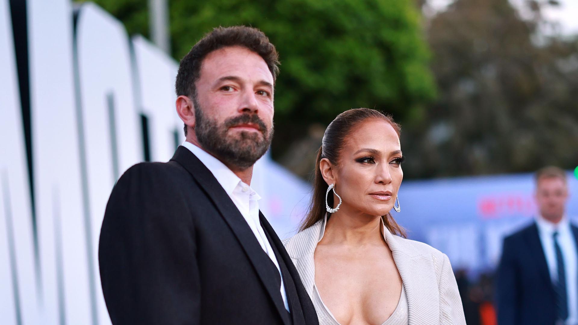 Especialista faz leitura labial de conversa de Jennifer Lopez e Ben Affleck no tapete vermelho