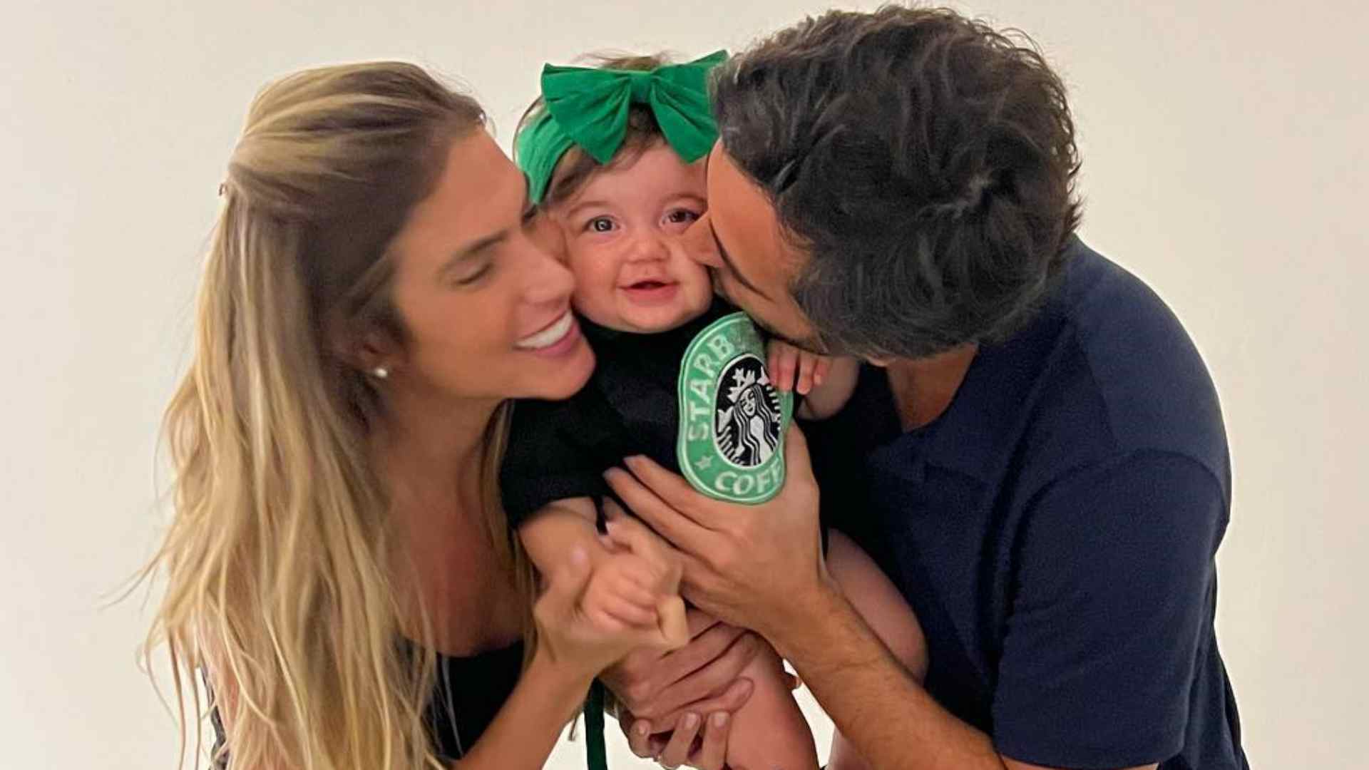 Branca Feres mostra detalhes da festa de mesversário da filha: “Te amamos”