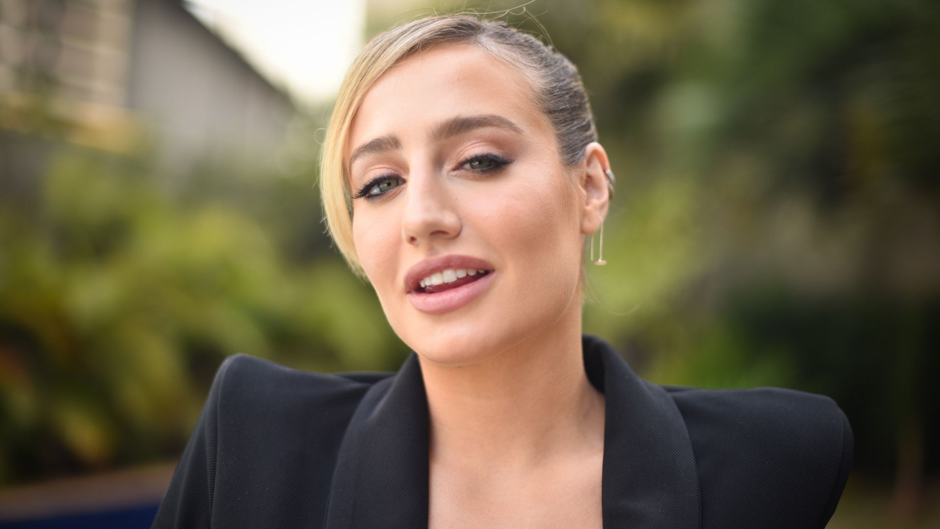 Bruna Griphao revela síndrome do impostor na carreira: ‘Botar para fora’