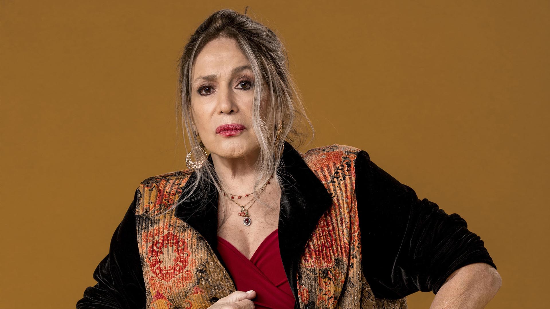 Terra e Paixão: Cândida morre e leva segredo para o túmulo. Saiba como será a cena!