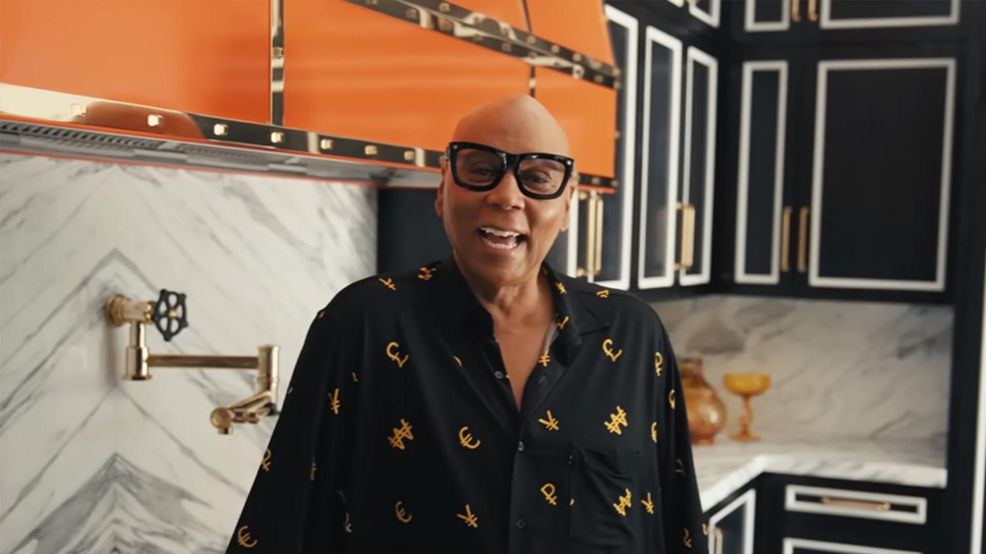 RuPaul mostra sua casa em vídeo do Architectural Digest