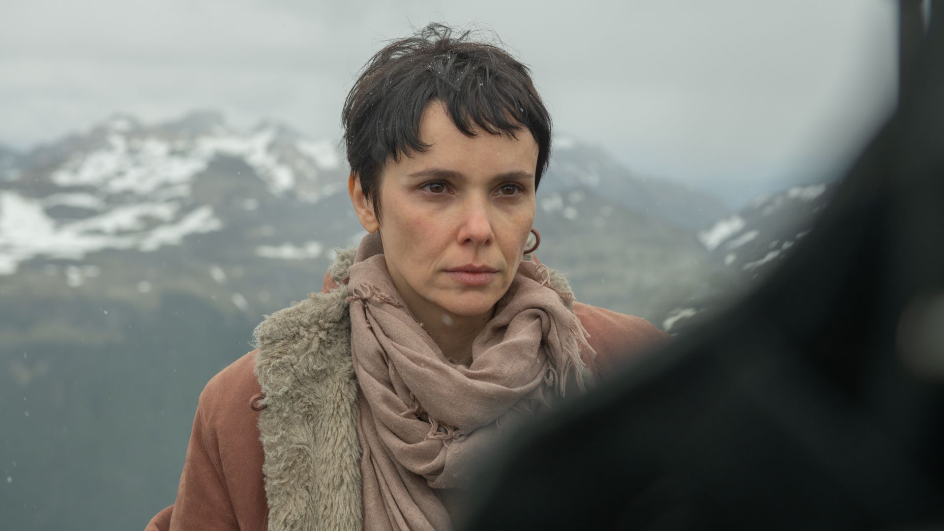 Débora Falabella relembra afogamento em bastidores de filme gravado na Argentina: ‘Frio’