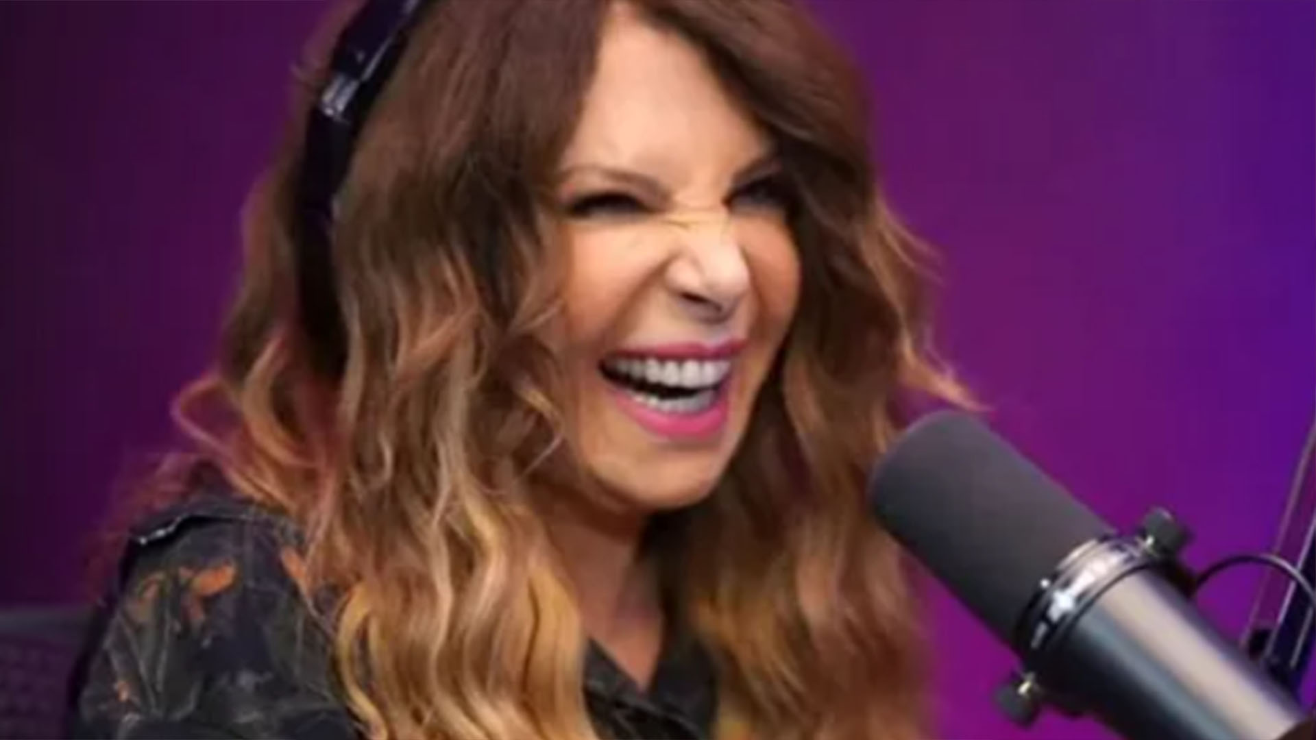 Elba Ramalho revela cantada que deu em Maurício Mattar no passado