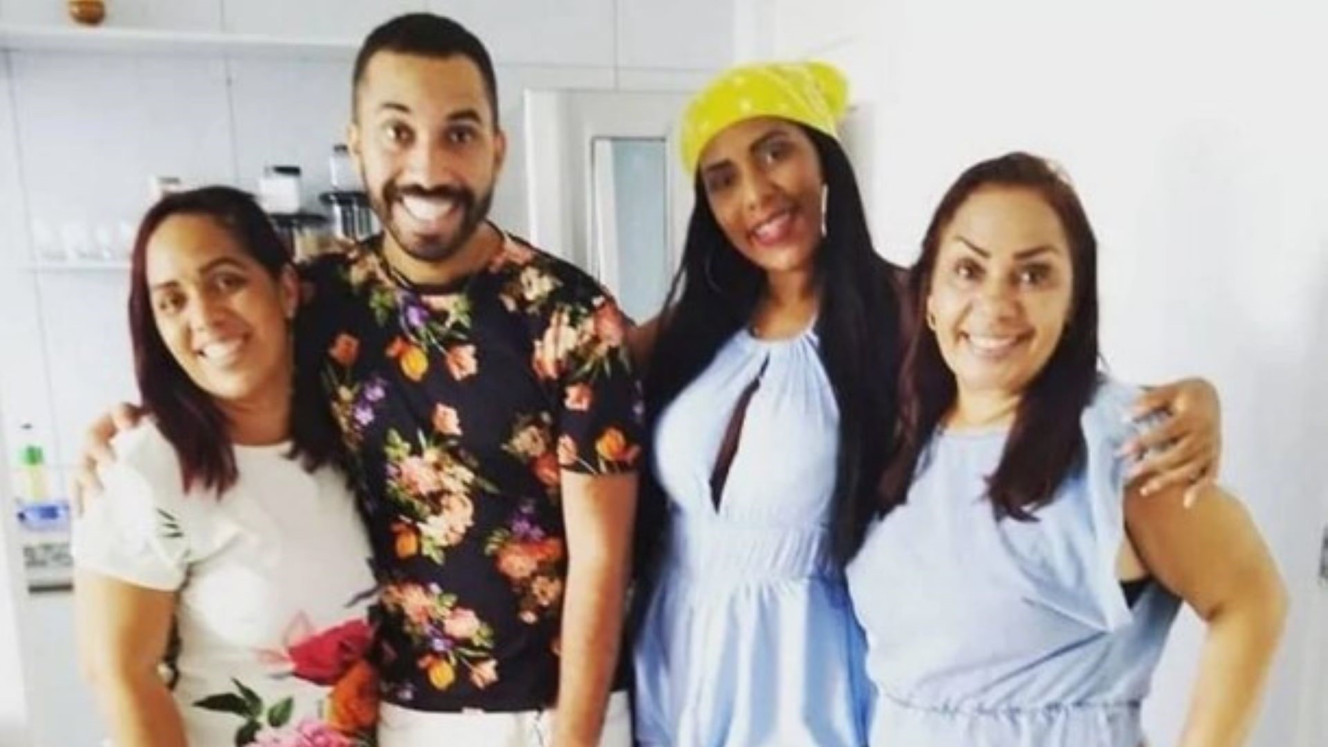 Mãe de Gil do Vigor se revolta após filha ser xingada em reality da Record