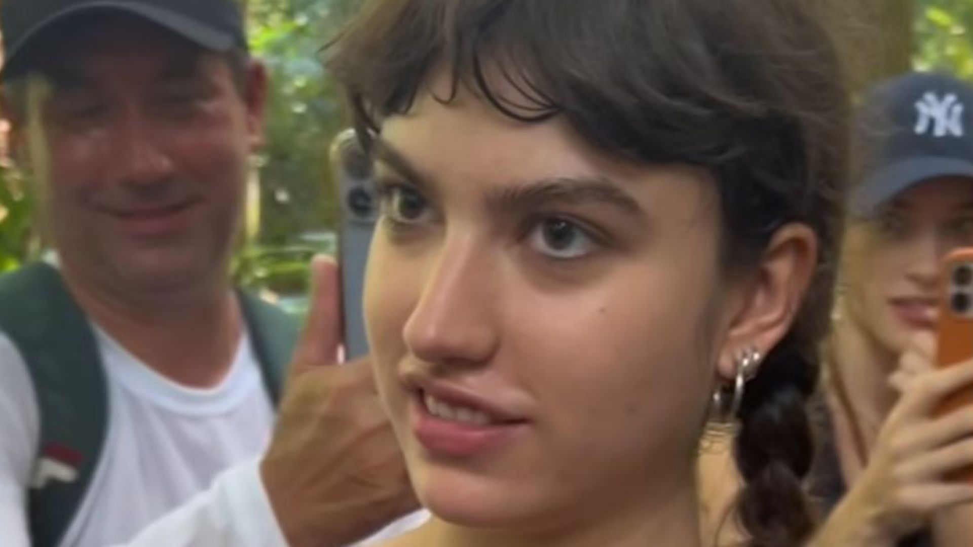 Giovanna Grigio revela experiência inusitada na Amazônia: ‘Larva’