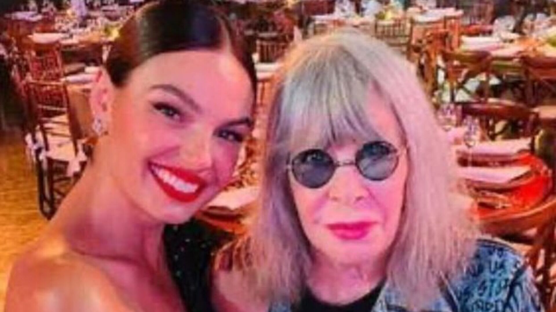 Isis Valverde comenta sobre relação do filho com Rita Lee: “Conversando com ele”
