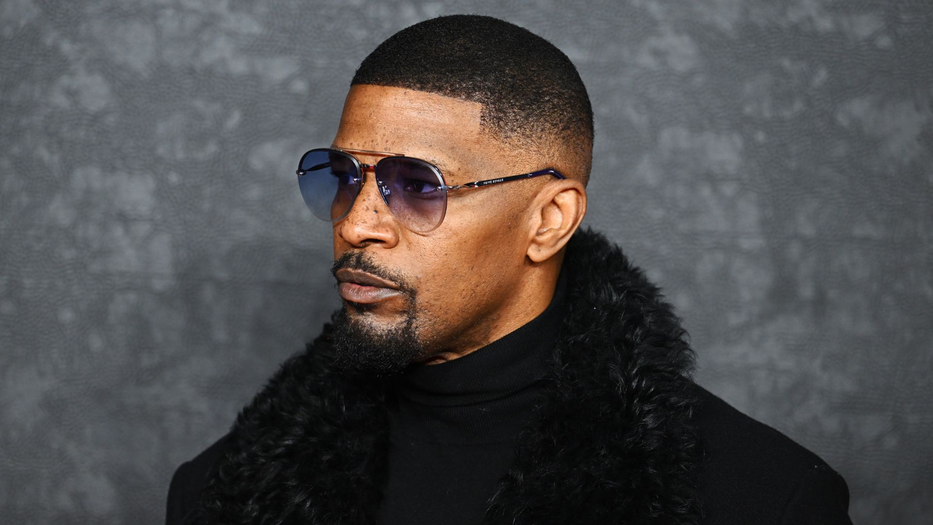 O que aconteceu com Jamie Foxx? Internado há mais de um mês, família do ator espera o pior