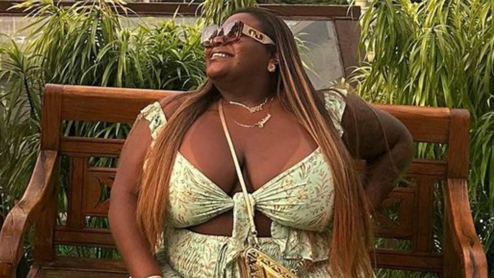 Após eliminar mais de 20 kg, Jojo Todynho exibe corpaço em vestidinho recortado: ”Maravilhosa”