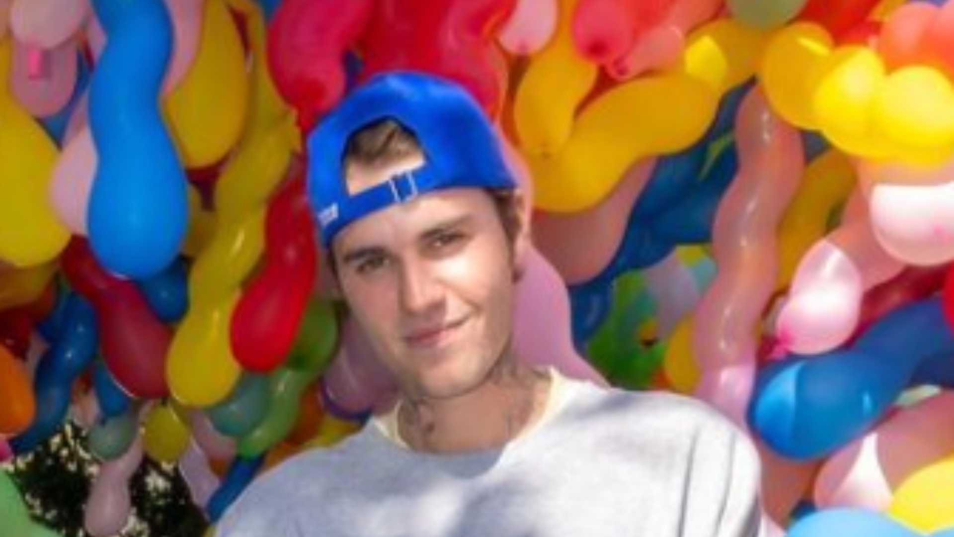 Justin Bieber é flagrado ameaçando paparazzo; veja