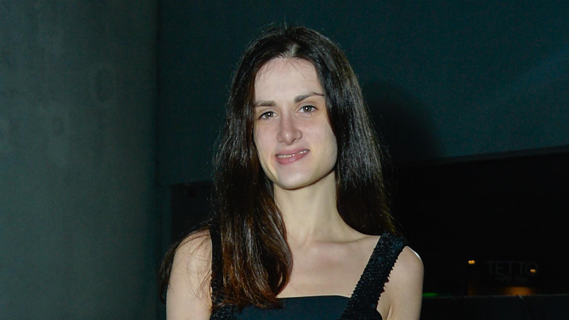 Filha mais velha de Celso Portiolli curte noitada em São Paulo