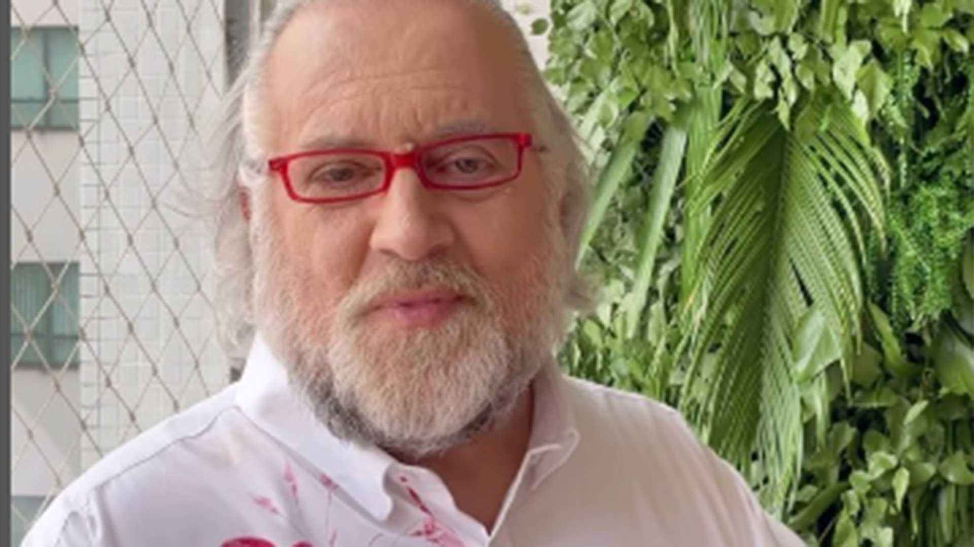 Leão Lobo recebe apoio dos famosos após ser demitido da Gazeta