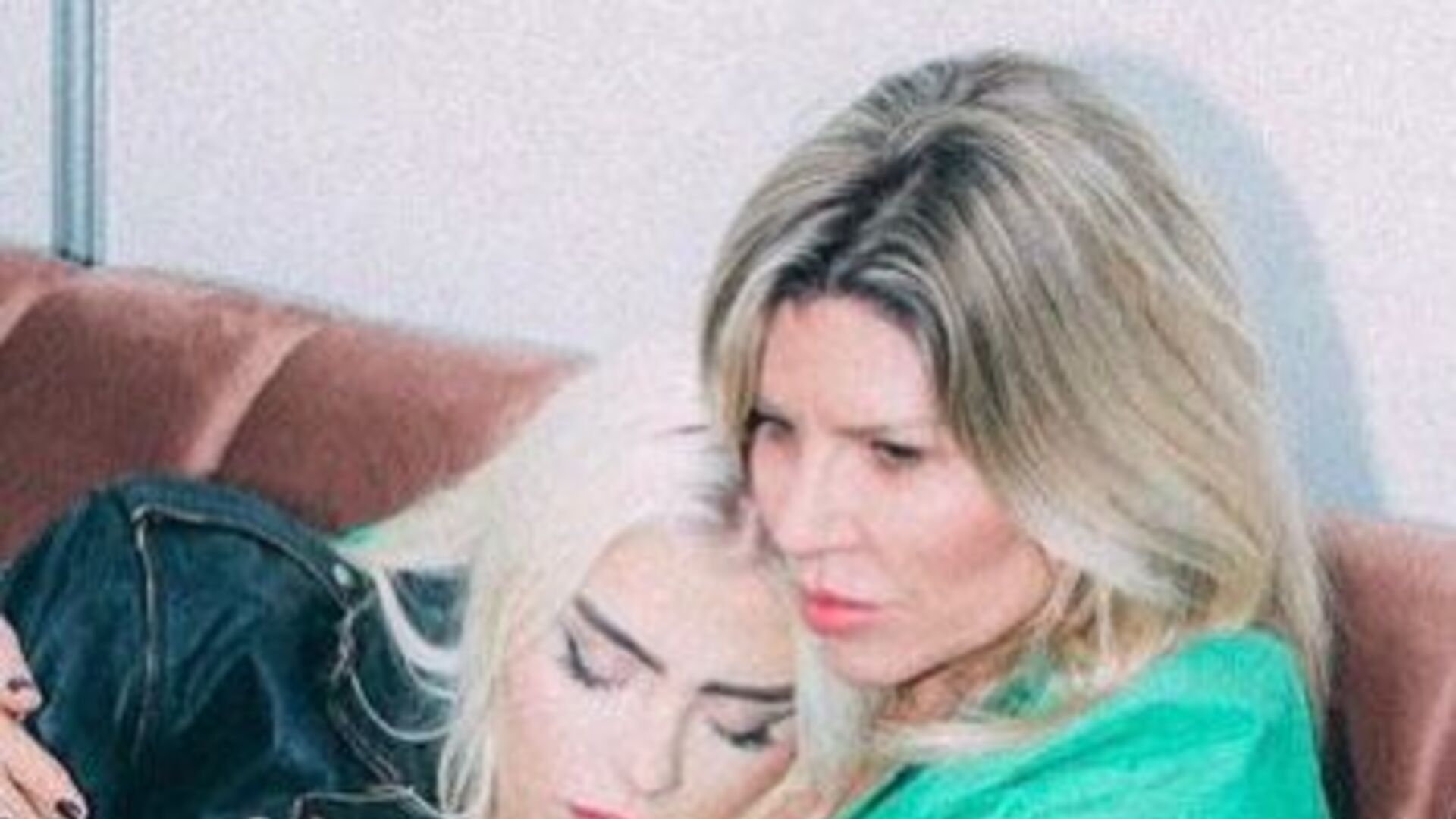 Luísa Sonza emociona seguidores ao compartilhar homenagem para sua mãe