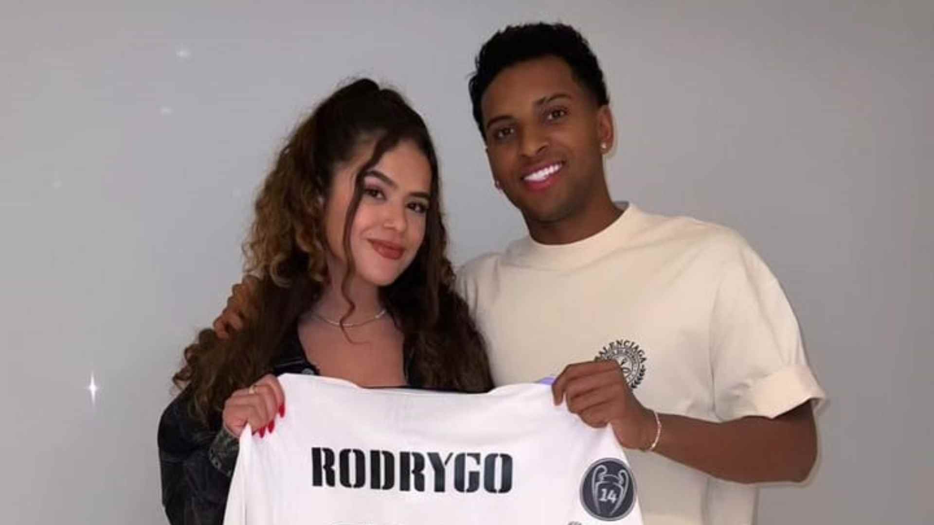 Está rolando? Maisa manda recado após rumores de romance com jogador