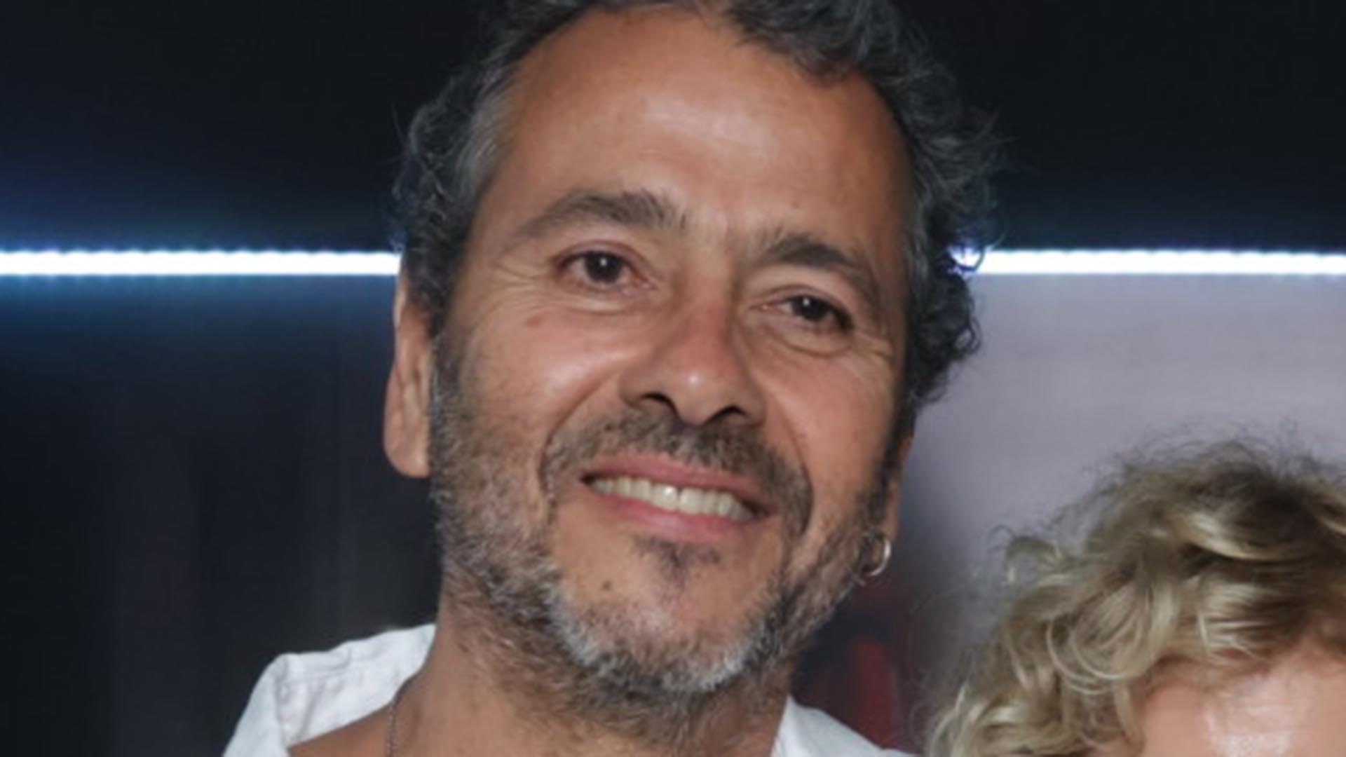 Marcos Palmeira curte noitada com a esposa, Gabriela Gastal