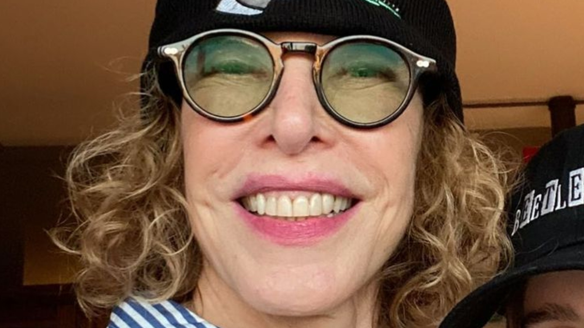 Marília Gabriela posta clique raro e parabeniza a neta: ”Minha amiga, confidente, parceira”