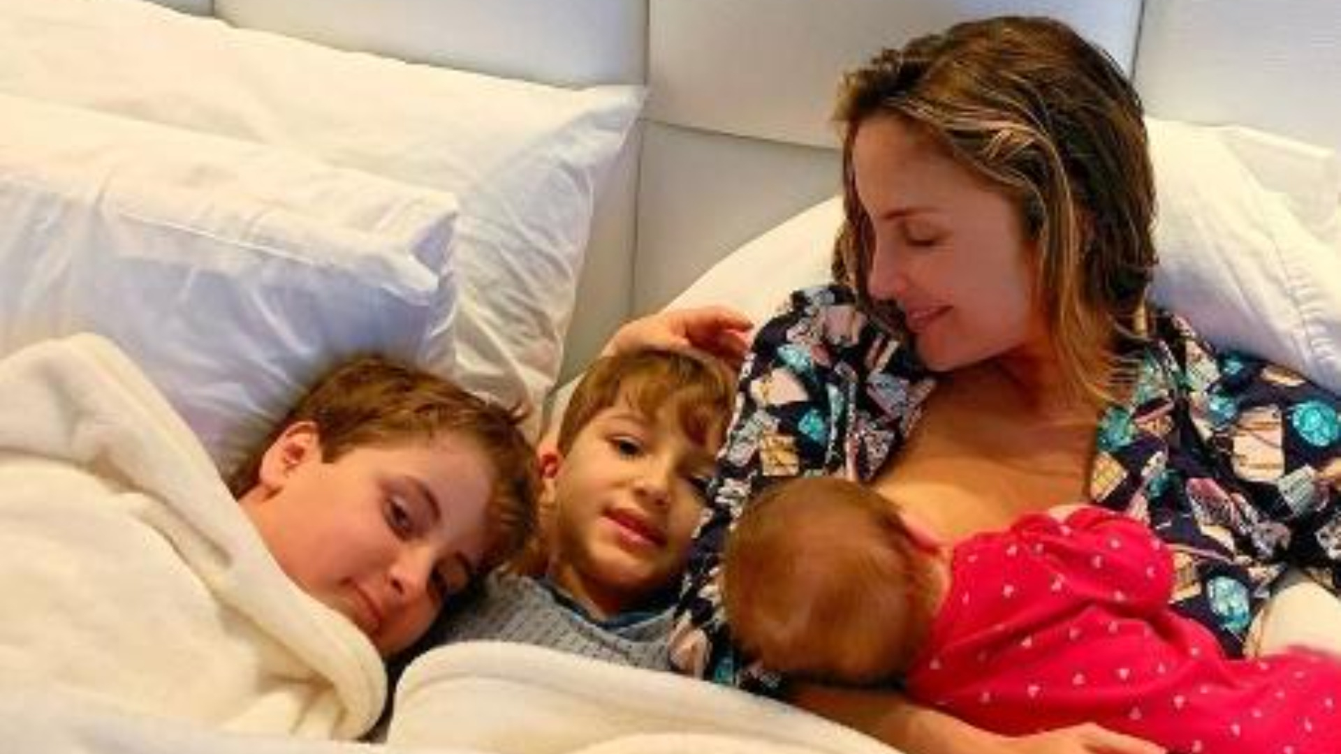 Claudia Leitte entrega inspiração para ser mãe de três filhos: ‘Natureza materna’