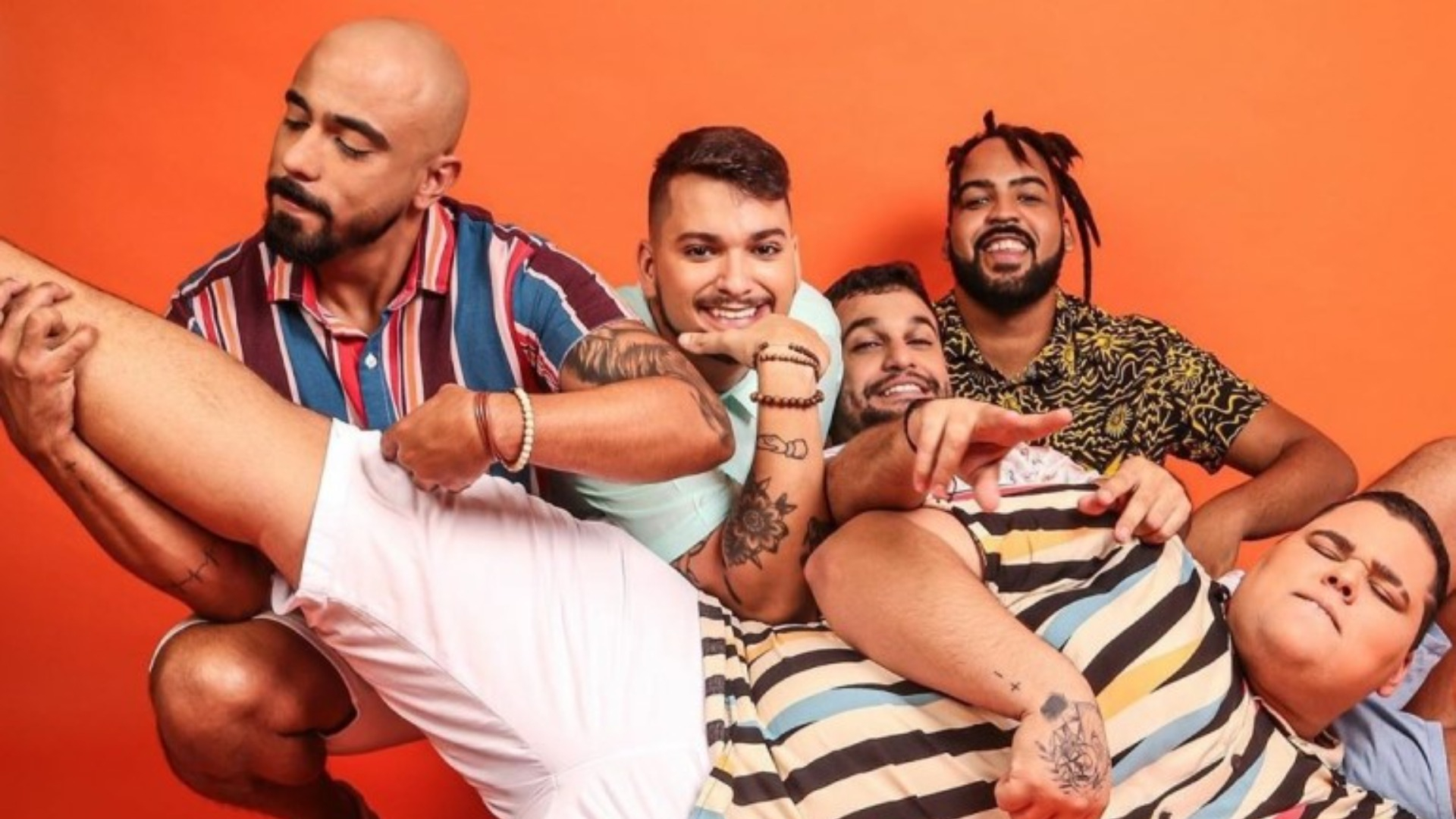 Integrantes do Menos é Mais abrem o jogo sobre futuro da banda após sucesso: ‘Loucura’