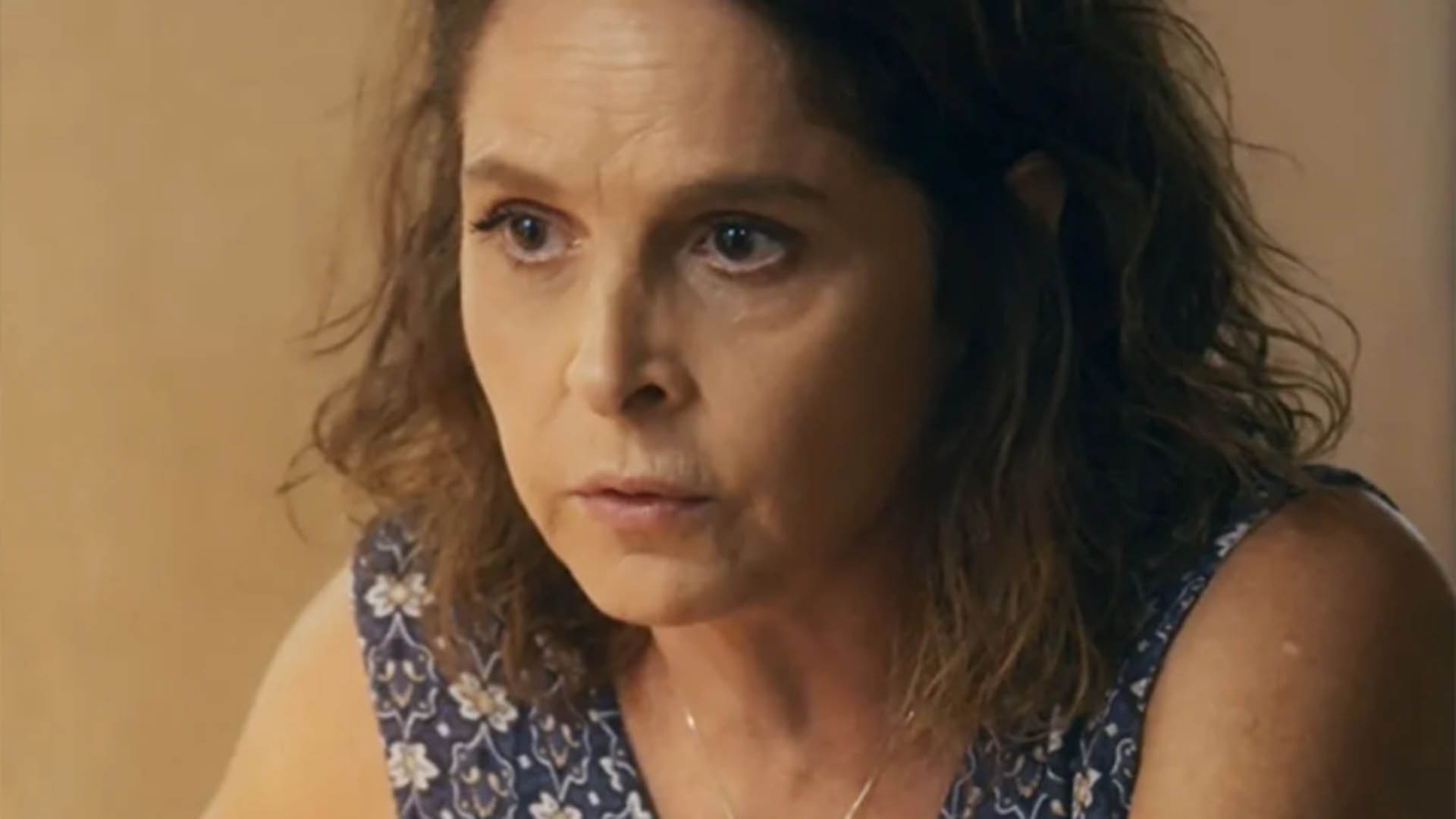 Travessia: Núbia é expulsa de casa no último capítulo da novela